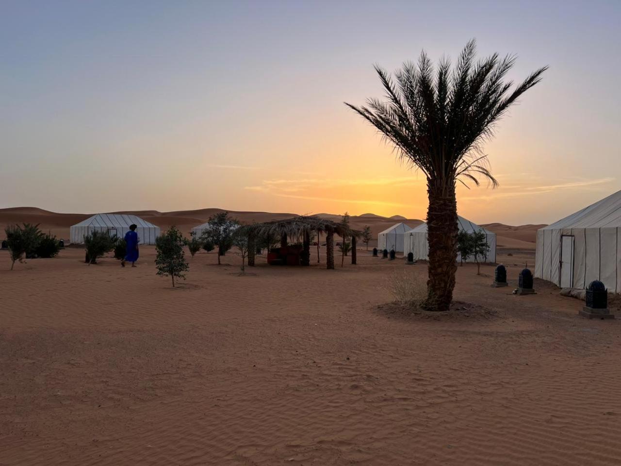 Starlit Camp Hotel Merzouga Eksteriør billede
